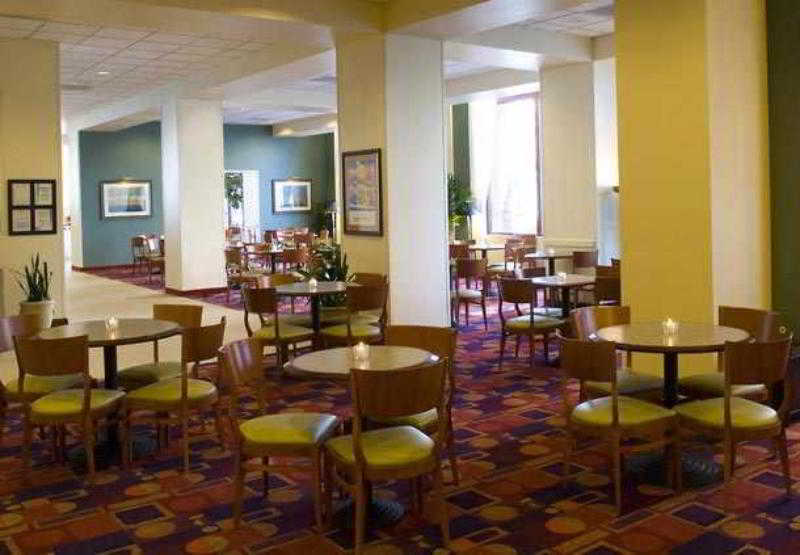 ホテル レジデンス イン ポートランド ダウンタウン/リバープレイス レストラン 写真